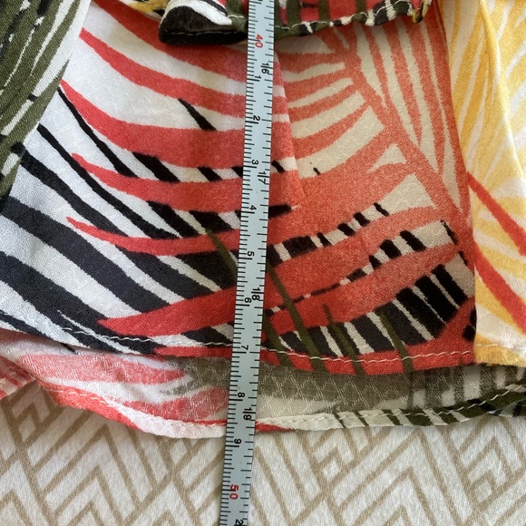 White House Black Market Tropical Palm Skirt - Picture 6 of 15